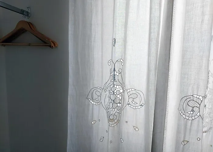 Tatil Evi Alli Rotti